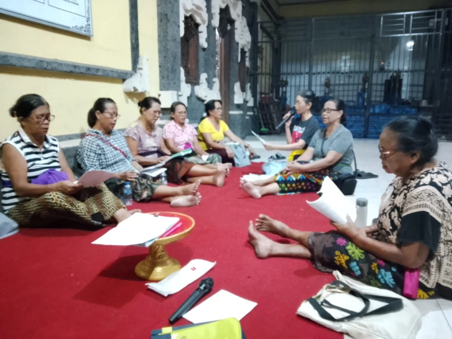 LATIHAN SEKAA SHANTI BANJAR DELOD RURUNG