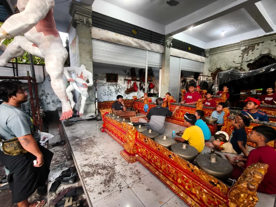 LATIHAN SEKAA GONG ANAK BANJAR TAMAN SARI