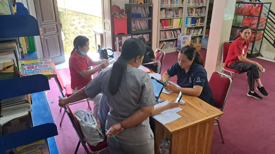 PEMERIKSAAN IVA DAN PAP SMEAR GRATIS